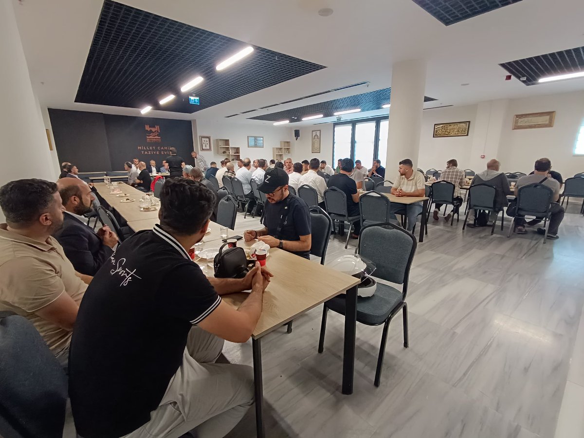 Ahirete irtihal eden Dilşan Görkem'in taziyesine katıldık.

Merhumeye Allah'tan rahmet yakınlarına başsağlığı diliyorum.
<a href="/abdullahozdemir/">Abdullah Özdemir</a>