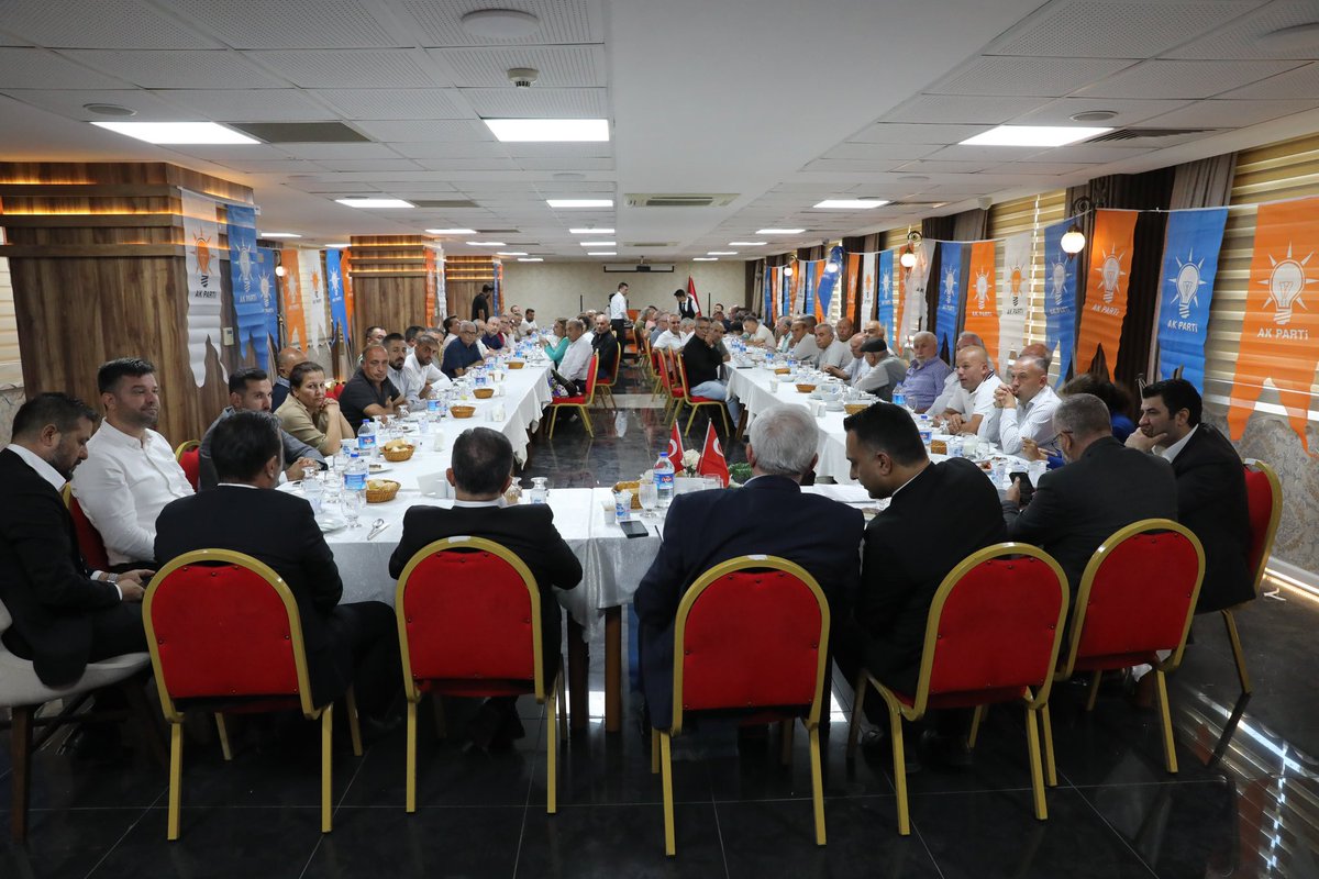 📍 Sarıçam Mahalle Başkanları Toplantısı

Erzurum Milletvekilimiz, İl Koordinatörümüz Sn. Mehmet Emin Öz’ün katılımlarıyla;
İlçe Başkanımız  Bayram Özdemir, mahalle başkanlarımız ve teşkilatımızla bir araya gelerek değerlendirme ve istişare toplantısı gerçekleştirdik.