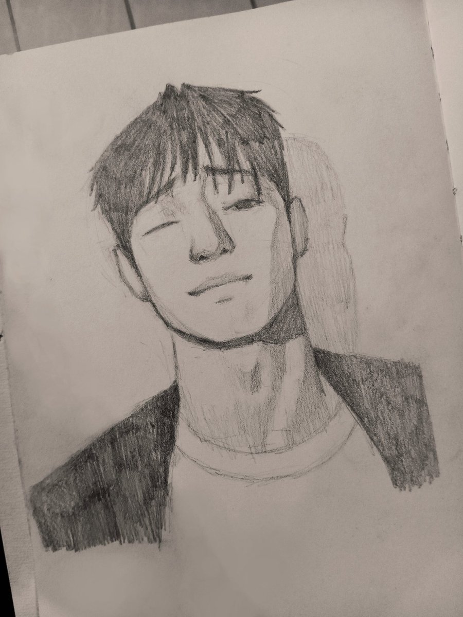 kokuben_'s tweet photo. SOS he's in disguise.

(15/100) Portrait Challenge
#illustration #characterdesign #drawing #sketch #artmoots https://t.co/R3YrGTUPZt