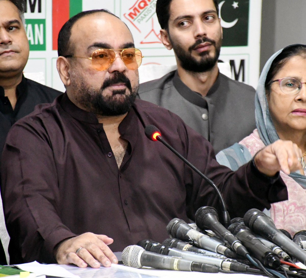 MQMPKOfficial's tweet photo. ایم کیو ایم جلد سندھ ہائی کورٹ سے رجوع کرے گی تاکہ ثابت کیا جا سکے کہ کراچی کے عوام تنہا اور بے سہارا نہیں ہیں بلکہ متحدہ ان کے حقوق کی مضبوط ڈھال ہے۔خواجہ اظہار الحسن
#MQMPakistan #Karachi   #PublicRights #HighCourt #PPPFailure #BadGovernance #Corruption #UrbanSindh https://t.co/NMtUetWwkU