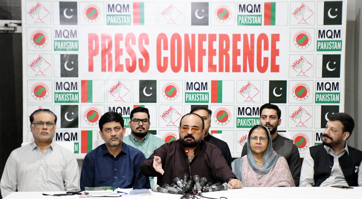 MQMPKOfficial's tweet photo. کراچی کی تباہ حالی اور عوامی مصائب کی اصل ذمہ دار پیپلز پارٹی ہے، جن کی سترہ سالہ حکمرانی ناکامی، کرپشن اور بدتری�� بدانتظامی کی ناقابل فراموش داستان ہے۔  خواجہ اظہار الحسن
#MQMPakistan #Karachi #KElectric #NEPRA #PPPFailure #BadGovernance #Corruption #UrbanSindh https://t.co/4Y0nyCD1FK