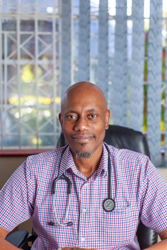 A huge congratulations to Dr Simba Pfumojena on being elected President of the National Physicians Association of Zimbabwe! Dr Pfumojena has been a valued collaborator and longstanding supporter of quality healthcare, values we deeply share at Lancet Labs.

#LancetCares