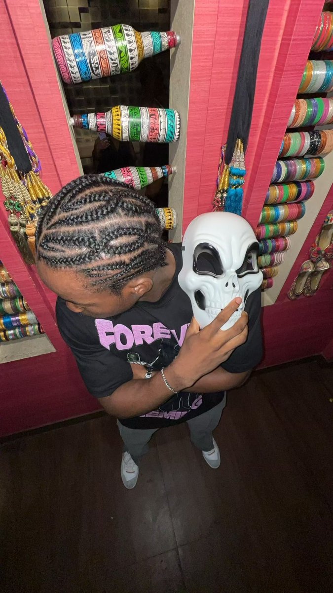 Forever Scheming tweet media