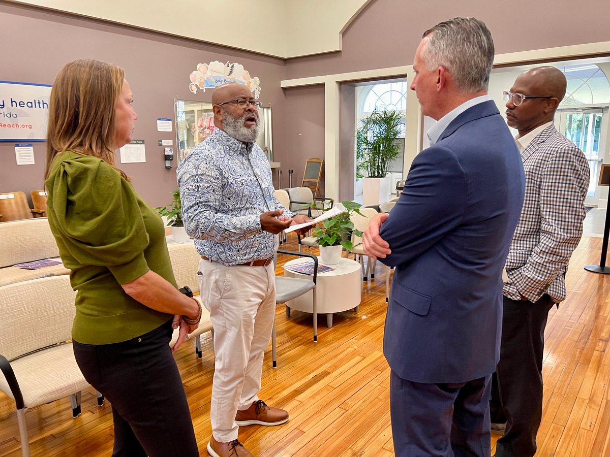 davidjollyfl's tweet image. I am so thankful we had the opportunity to meet with so many constituents in Pensacola. Earlier this week, we spent a few days building our coalition and sharing our message of a brighter future for Florida.