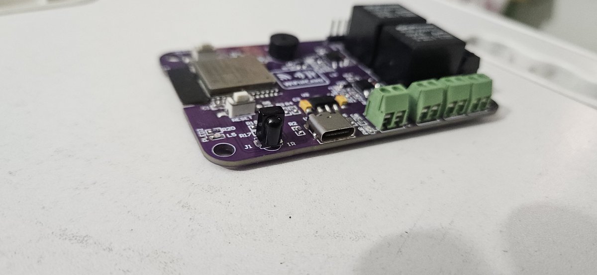 TedJuan6's tweet photo. Check this out: Build a Wi-Fi + IR Controlled Smart Lamp with WiFIRCard by Carsten Janmy in Adafruit and Home Automation  
@Hacksterio 
https://t.co/tUYSjQKPSw https://t.co/lbrlW1egLC