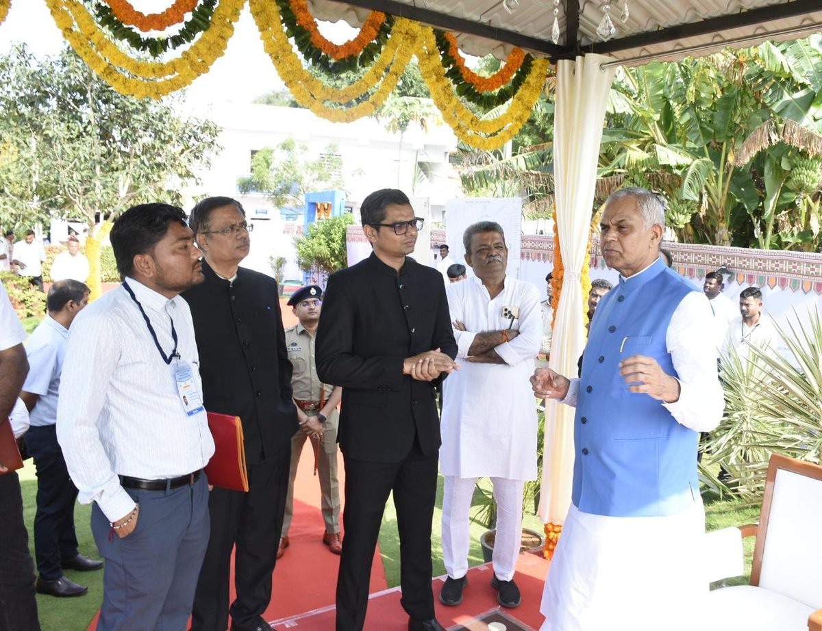 haresh7739's tweet photo. Today Hon'ble Governor sir @ADevvrat  Visited Mukteshwar Dam Ta. Vadgam Dist Banaskantha, Gujarat https://t.co/7xZ13GvhgL