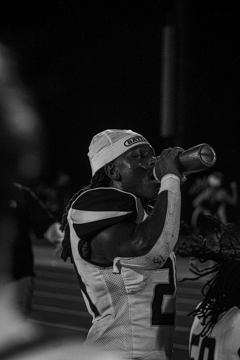 MID SEASON HIGHLIGHTS!! 
6’0- 210- #24
RB <a href="/ToledoWhitmerFB/">Toledo Whitmer Football</a> 
5 D1 Offers 

hudl.com/v/2Sjib3
<a href="/CoachTylerBitz/">Tyler Bitz</a> @JusinKellerWHS <a href="/CoachEricBrown/">Coach Brown</a>