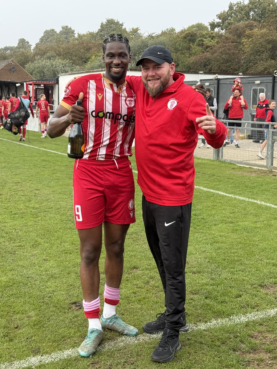 After today’s game <a href="/TObisanya9_/">Tim Obisanya</a> was presented with today’s Lobster Army Player of the Match award!