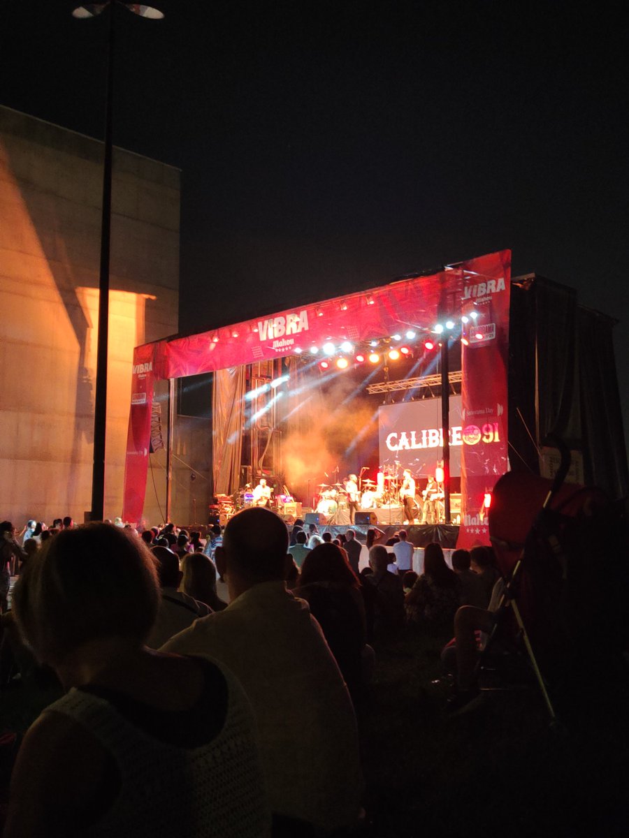 CosladaRadial's tweet photo. @calibre_91 y @davidotero en #cosladaradial

@VibraMahou
@sonoramaribera
@Ayto_Coslada 
@CulturaCoslada https://t.co/7XGbxm90AN