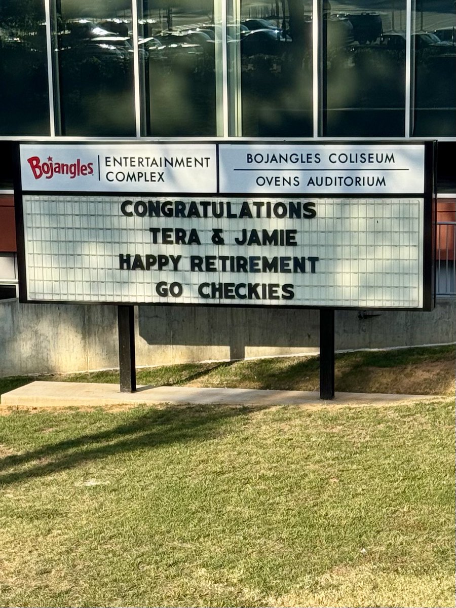 dougwarf's tweet image. It was great to celebrate Jamie &amp;amp; Tera Black last night. Tera was the @CheckersHockey COO for almost 20yrs, helping them move to and thrive in @TheAHL. She’s been a great friend and mentor, and as it showed last night, a lot of other folks felt the same. Cheers Tera &amp;amp; Jamie!