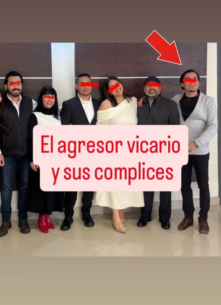 El mojon de wc público y sus solapadores cristianos vicarios . Los Picaso de #Chihuahua .