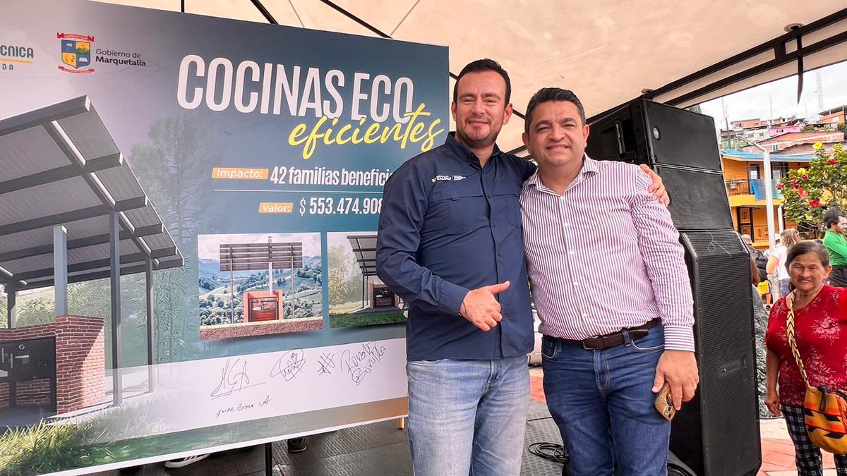 Llegamos a Marquetalia con buenas noticias
42 familias serán beneficiadas con mejoramientos de vivienda a través de estufas ecoeficientes..
Más de $553 millones de pesos serán invertidos por el @gobercaldas en el bienestar de los #Caldenses 
#FamilasMásFelices 
#ViviendaDigna