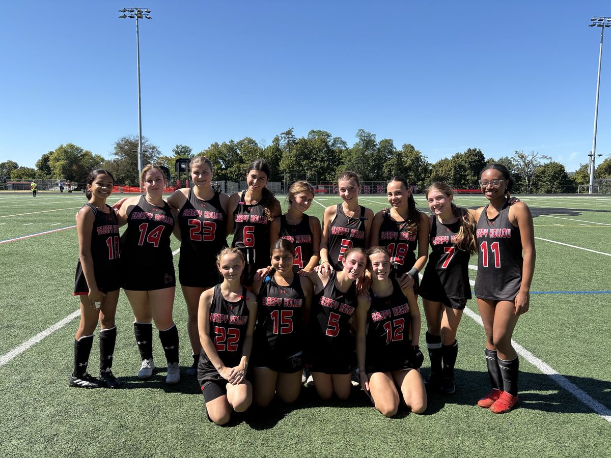 HollowCliff Field Hockey 🏑 with a big 1-0 win at home over Pearl River. Go Horsemen!  ⁦<a href="/cdrops3/">Christos Drosopoulos</a>⁩ ⁦<a href="/SHHSNY/">Sleepy Hollow High School</a>⁩ ⁦<a href="/ufsdtarrytowns/">Tarrytown Schools</a>⁩ ⁦<a href="/TarrySup/">Ray Sanchez</a>⁩ ⁦<a href="/KDJmedia1/">Kevin Devaney Jr.</a>⁩ ⁦<a href="/lohudsports/">lohud sports</a>⁩