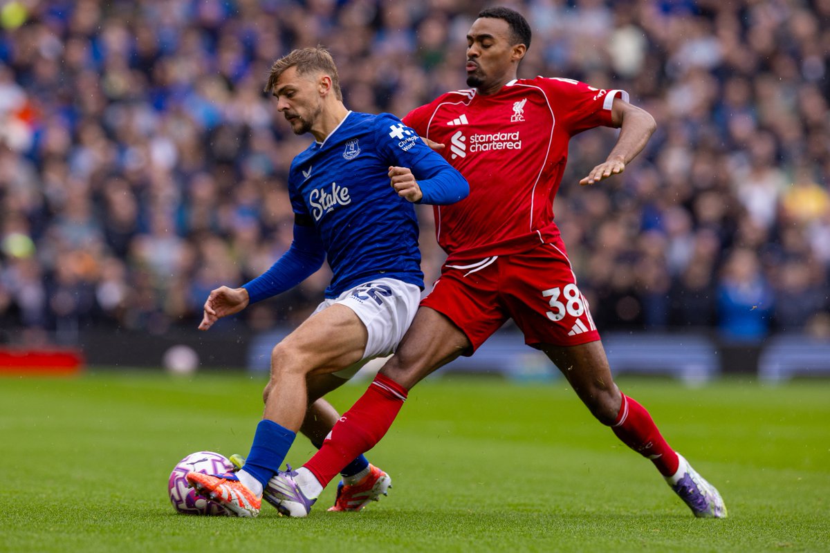 🗣️ Arne on Ryan Gravenberch:

"I was planning to take him off after 60 minutes but then we conceded a goal. I think he has taken the spotlight mainly because of the attacking things he does, but I also see how much he runs off the ball"