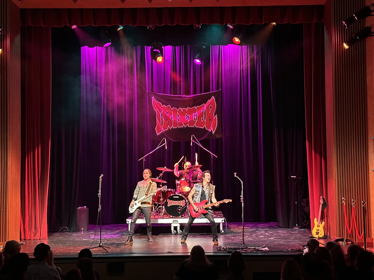 Thank You West Bend WI <a href="/TheBendTheater/">The Bend Theater</a> You Rock 
  See Ya Next Year!!! #ontour
