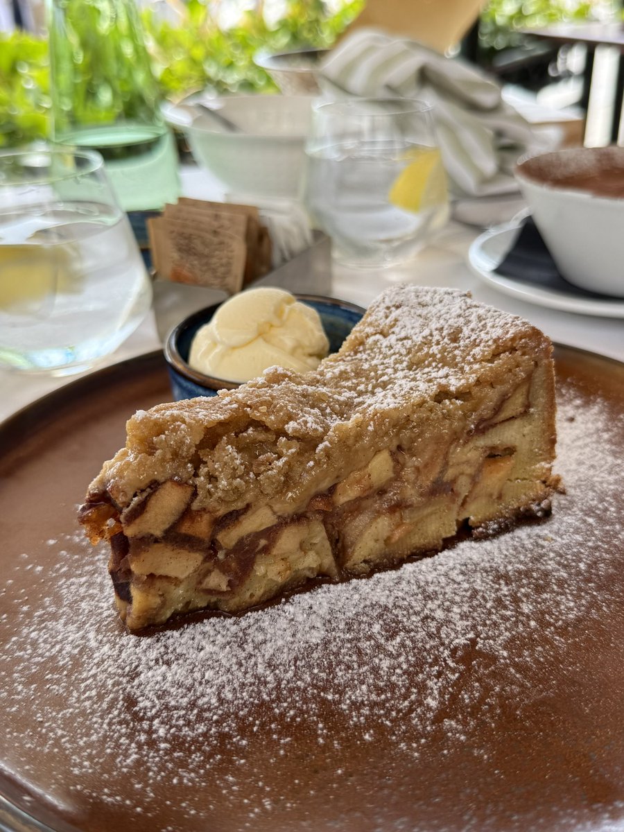 FoodInLondon_'s tweet image. Lovely meal at Pensione Wildner in Venice instagram.com/p/DO1LrFfjE9L/…