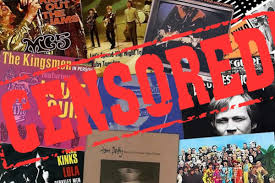 canciones de rock fueron censuradas en la radio por diversas razones, como letras  explícitas (Sex Pistols - «God Save the Queen»), contenido considerado  controversial o subversivo (The Kingsmen - «Louie Louie»), o por  temáticas que desafían las normas sociales .<a href="/r101ck/">Rock101</a>