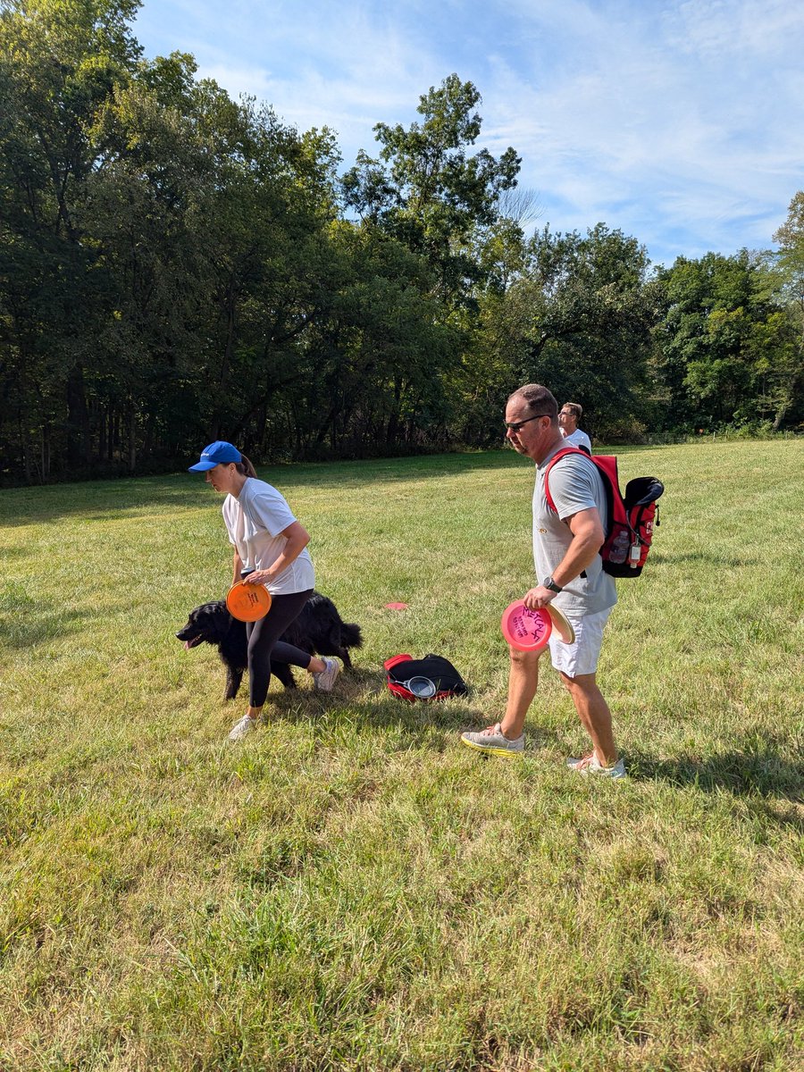 Another great year at <a href="/OurCornerstones/">Cornerstones of Care</a> Disc Golf tournament with the MEEI crew, <a href="/TheOlathean/">Mike Metcalf</a>, Hannah, Kelly, and course Kevin 🐶 

cornerstonesofcare.org/events/disc-go…