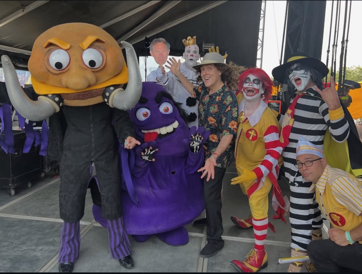 weirdalupdates's tweet photo. Weird Al posted some more photos: https://t.co/wZO0KtMOMN