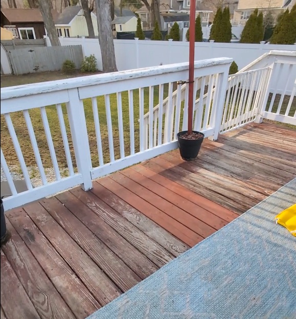 Strong_Builders's tweet photo. Deck - Ashland MA.  Let's build yours next! #strongbuilders #remodeling #deck  #ashlandma https://t.co/Cya1NTlqZ9
