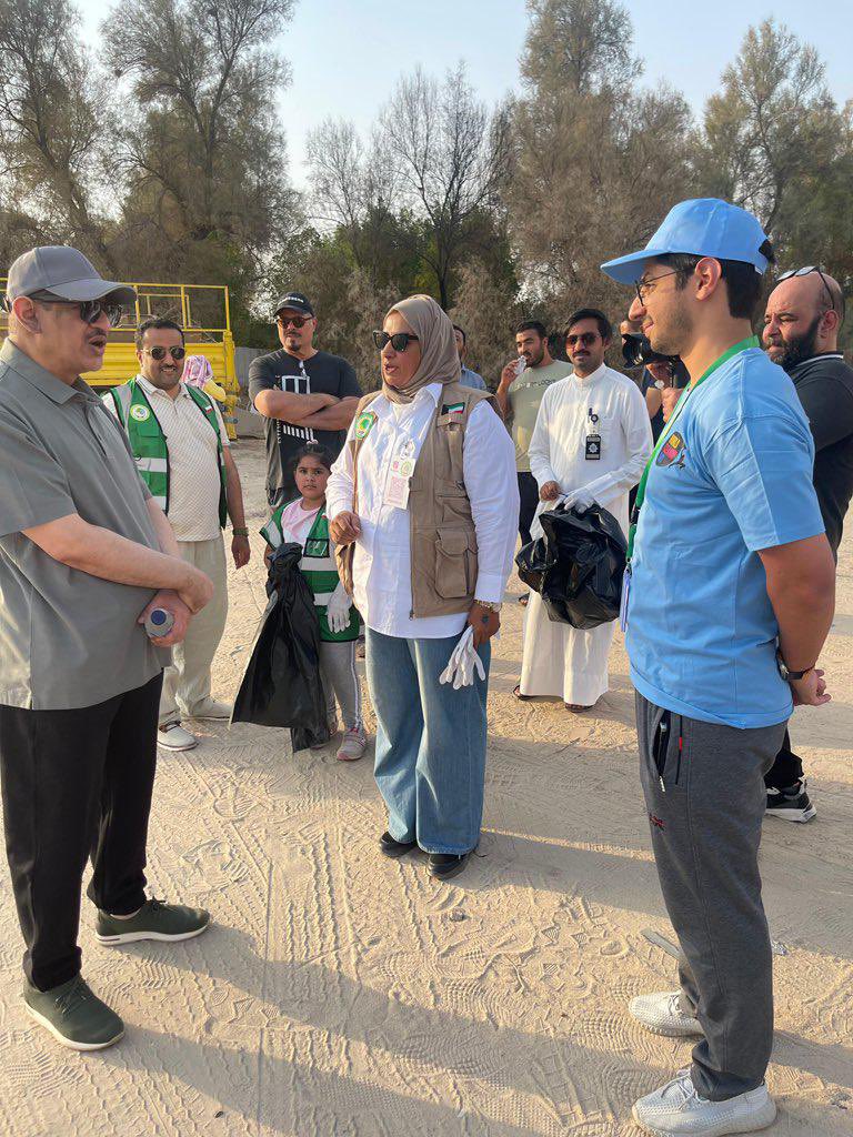 نظمت #محافظة_الجهراء برعاية وحضور معالي محافظ الجهراء السيد حمد جاسم الحبشي، وبمشاركة منصة (كفو)، حملة ميدانية واسعة لتنظيف منتزه الجهراء القومي، تزامناً مع فعاليات اليوم العالمي للتنظيف، وذلك بمشاركة متطوعين وممثلي السلك الدبلوماسي.
<a href="/jahragov_/">محافظة الجهراء</a>