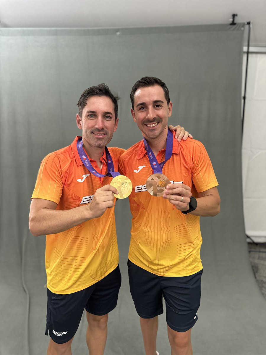 atletismoRFEA's tweet image. Los mejores atletas. 🥇🥇🥉

Los mejores entrenadores.

La escuela de la marcha española. 🇪🇸

Los más felices de Tokio 😍

@garciaperezmari 🫡 @jacintogarzon 
@PaulMcGrathinho 🫡 @afjandro 

#EspañaAtletismo #PasiónPorCompetir