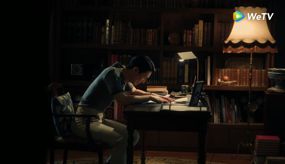 ไกรเลิศไม่เคยเลือกชีวิตของตัวเองได้เลย ทุกอย่างถูกกำหนดด้วยครอบครัวเมีย เมีย ต้องใช้ชีวิตเพื่อคนอื่นไม่ว่าจะเป็นคนในครอบครัว คนรัก เหมือน flashback ไปอีพี 6 ที่มันบอกณรันว่าจะทำทุกอย่างเพื่อปกป้องคนที่รัก ซึ่งนั่นก็คงหมายถึง การที่มันยอมเสียสละความสุขทั้งชีวิตด้วย

#ShineFinalEP