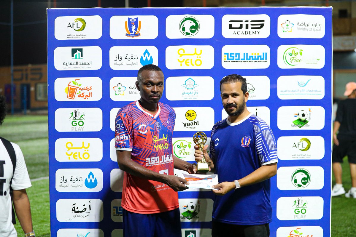 o15_academy's tweet image. لقطات من مباريات الجولة الثالثة لبطولة O15 للمخضرمين الرابعة ⚽️

#o15academy