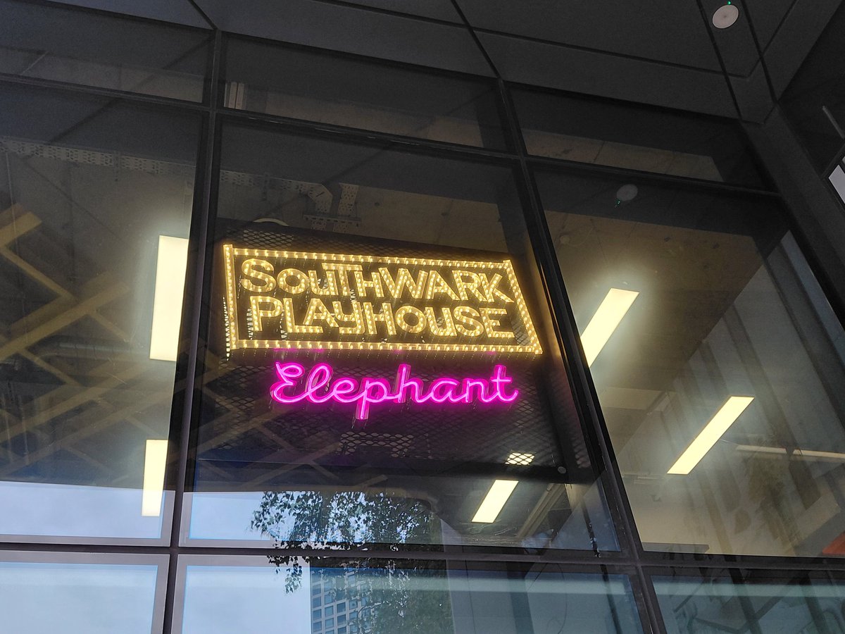 RyKas's tweet image. Today&apos;s #Theatre Trip #TheCode at @swkplay Elephant — a powerful look at 1950s #Hollywood that rips away the glitter to expose the rot. By Michael McKeever, dir. Christopher Renshaw. Superb work by @OfficialTracieB @mustbejp @NickBlakeley #SolomonDavy 👏