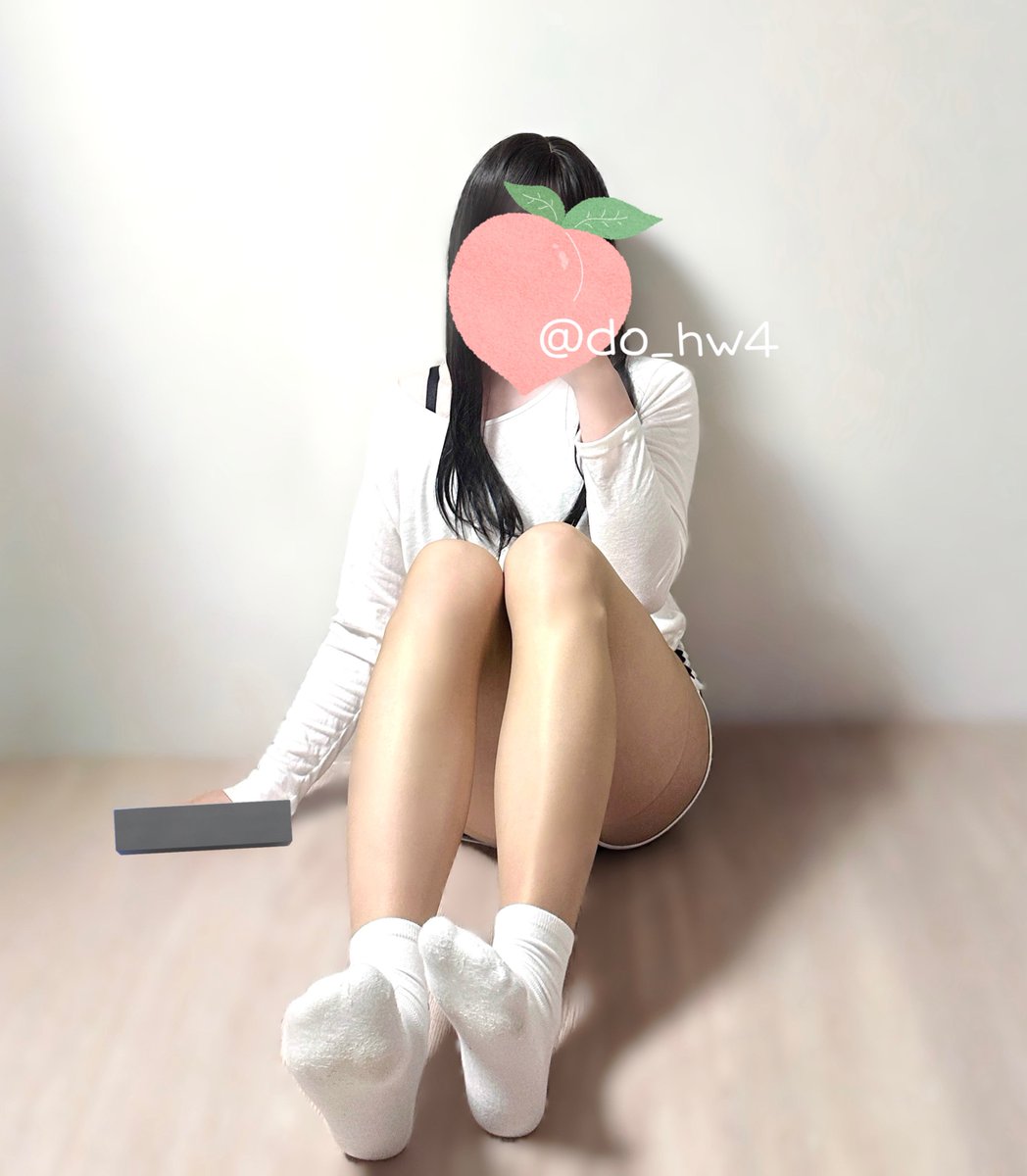 요새 얼굴 상태가 별로라 ㅎㅎ~..

#시디 #여장 #CD #男の娘