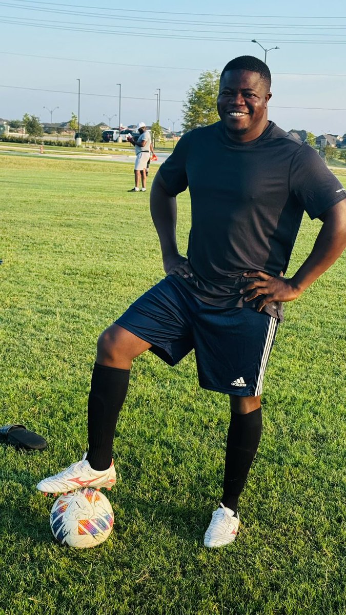 im_tolumichael's tweet image. Today's exercise was worth it. Football is therapy, not many people know this but it is. It has been that way for me, for as long as I can remember. For a moment you forget about the world and what's on your mind and just kick the ball around with strangers turned your guys.