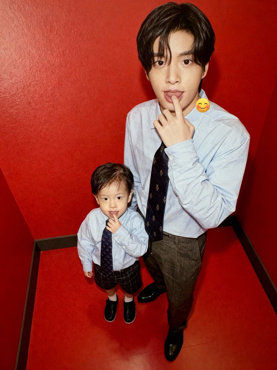 메이튜로 재윤이 두명 만들음 
ㅜㅜ넘 기얍지....