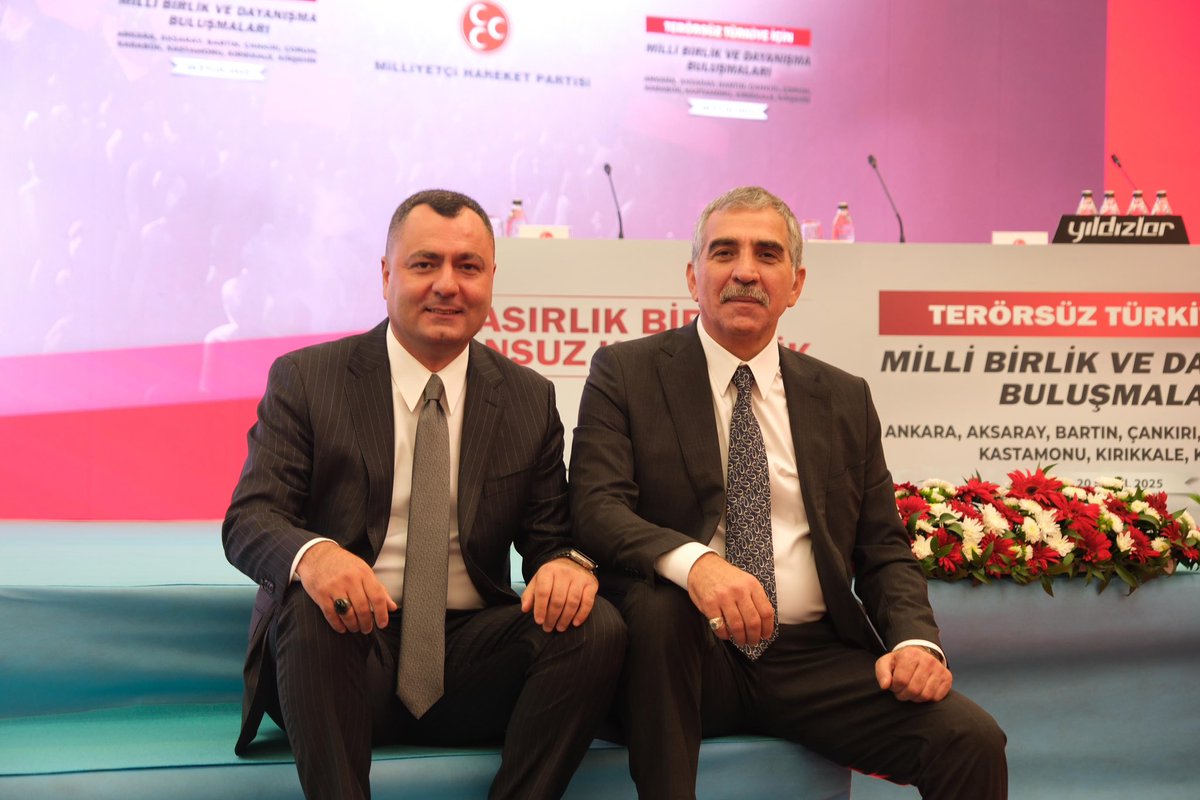 Bizimle derdi olanın derdi hiç bitmeyecek! Yalanlarınız ve iftiralarınız bizi yıkmaz, tam tersine çelikleştirir. Daha güçlü, daha kararlı bir şekilde yürüyoruz. Fitne yapanlara da ayrıca teşekkür ediyorum; çünkü her hamleleri bizi daha güçlü kılıyor.
<a href="/omersanli04/">Ömer ŞANLI</a>