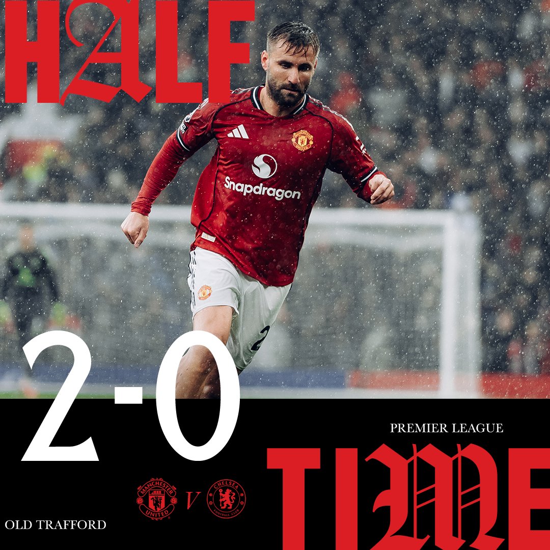 ManUtd's tweet photo. The Reds have the advantage at the break 🔴