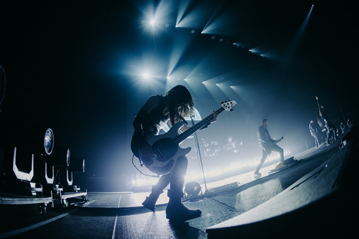 evanescence's tweet image. Minneapolis St. Paul ✨ Last night was special. Thank you for your light, your passion, your spirit! We love you! Thanks to @93XRadio for having us! 🤘

Photos by the lovely @anamassard