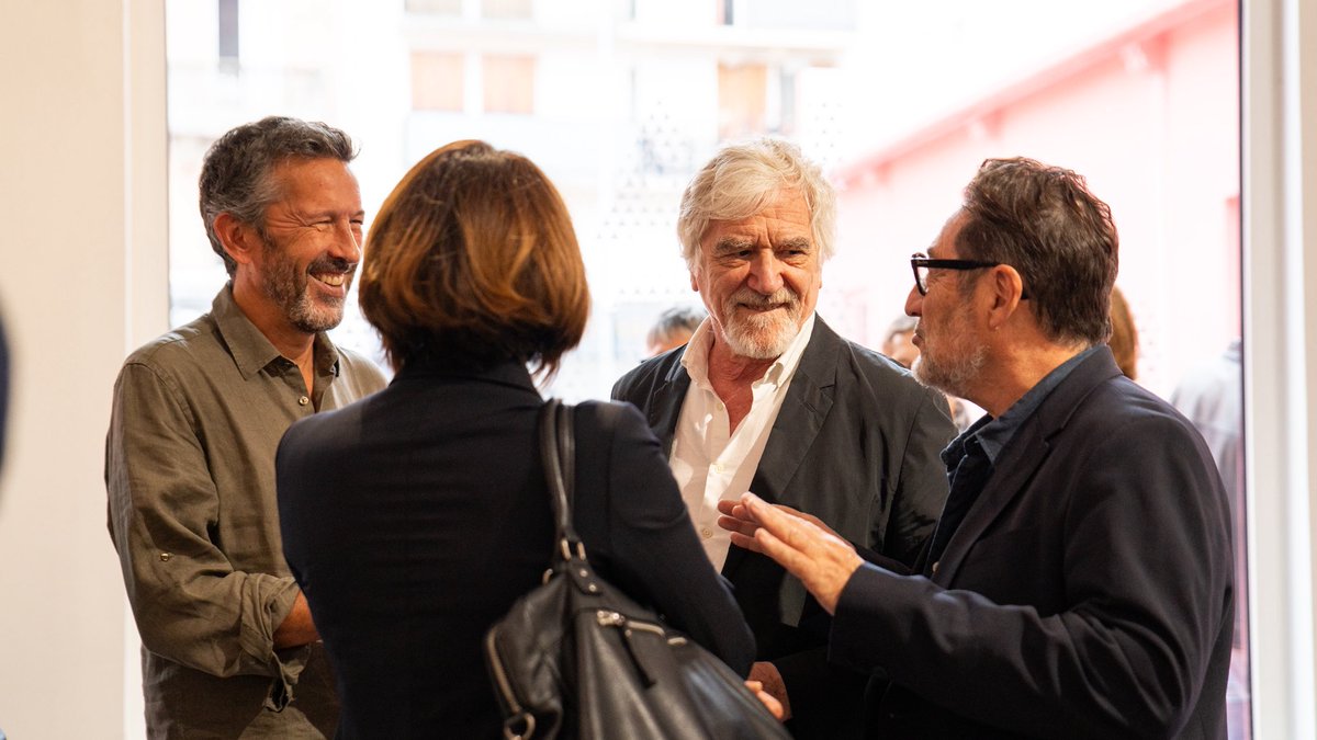 Au vernissage des œuvres du peintre Philippe Guerin qui vit et crée à <a href="/Alfortville_94/">Ville d'Alfortville</a> depuis 40 ans, et que nous avons voulu avec <a href="/luccarvounas/">Luc Carvounas</a> accueillir dans notre Galerie du 148 pour ouvrir notre saison culturelle, en cette année où nous célébrons les 140 ans de notre ville🎂