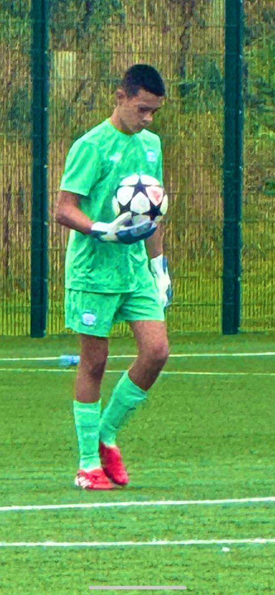 Same game different angles… in England we travel no further than 2 hours to play, yet in America it can be 5 hours with excruciating costs !! Two cousins trying their best to be the best #GKunion #jacksonville #pne