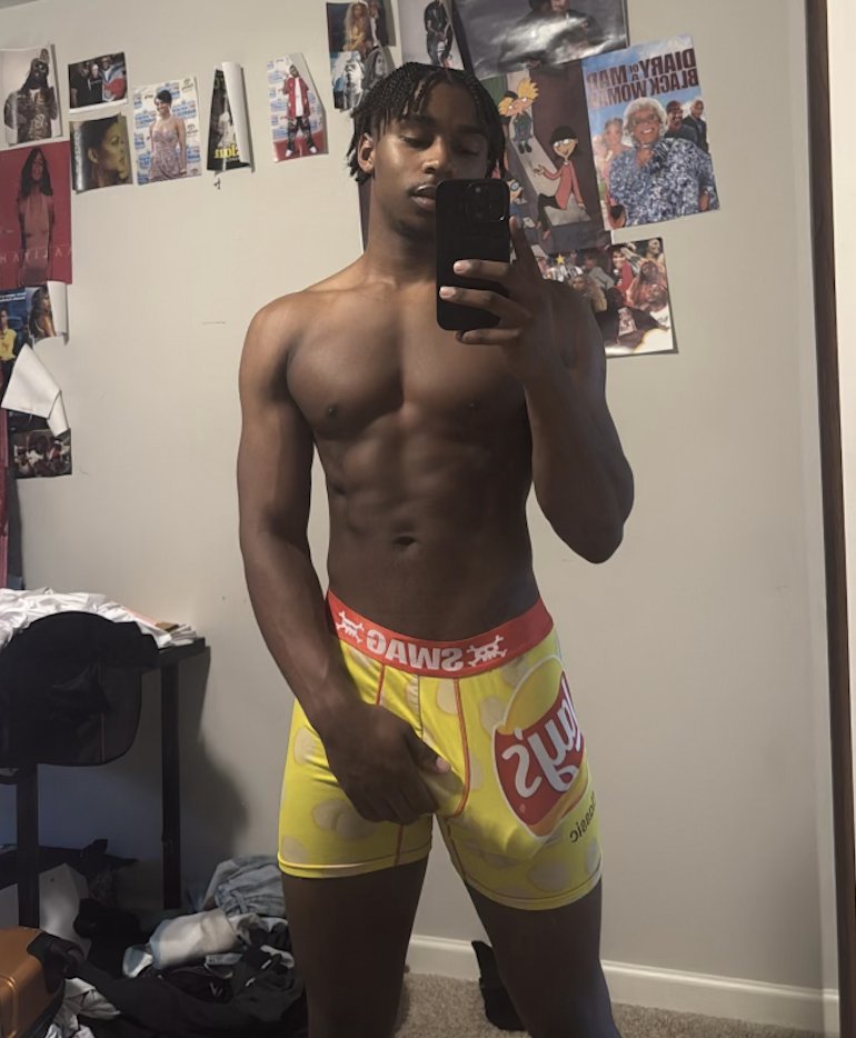Secret Deandre tweet media