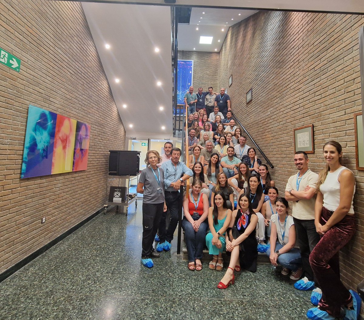 Despedimos la Escuela SER- Javier Vidal.

👐 Gracias a los profesores, coordinadores y participantes por su entrega y por seguir impulsando el conocimiento en #Reumatología para ofrecer la mejor atención a los pacientes.

#SERIntervencionismo