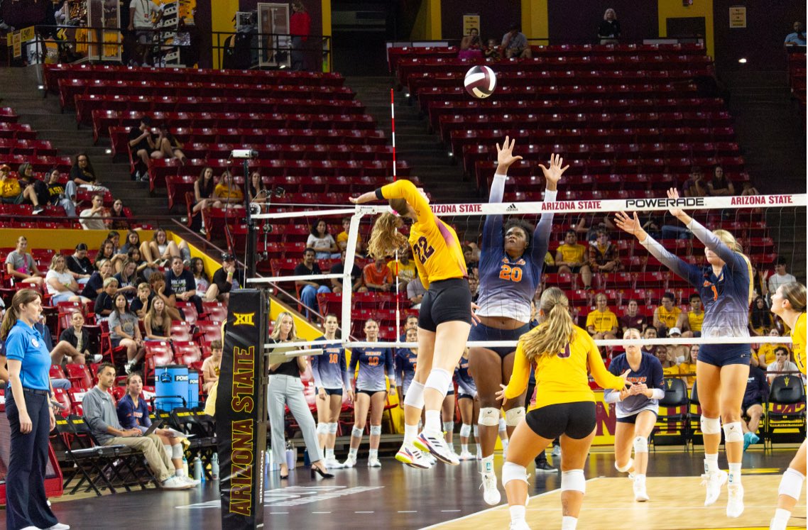 ASU Volleyball: With star outside hitter Noemi Glover back from injury, No. 8 ASU put on a defensive clinic and swept Pepperdine in its opening game of the Sun Devil Classic. Our <a href="/SethGilefsky/">Seth Gilefsky</a> has the recap:

cronkitesports.com/sun-devils-tur…