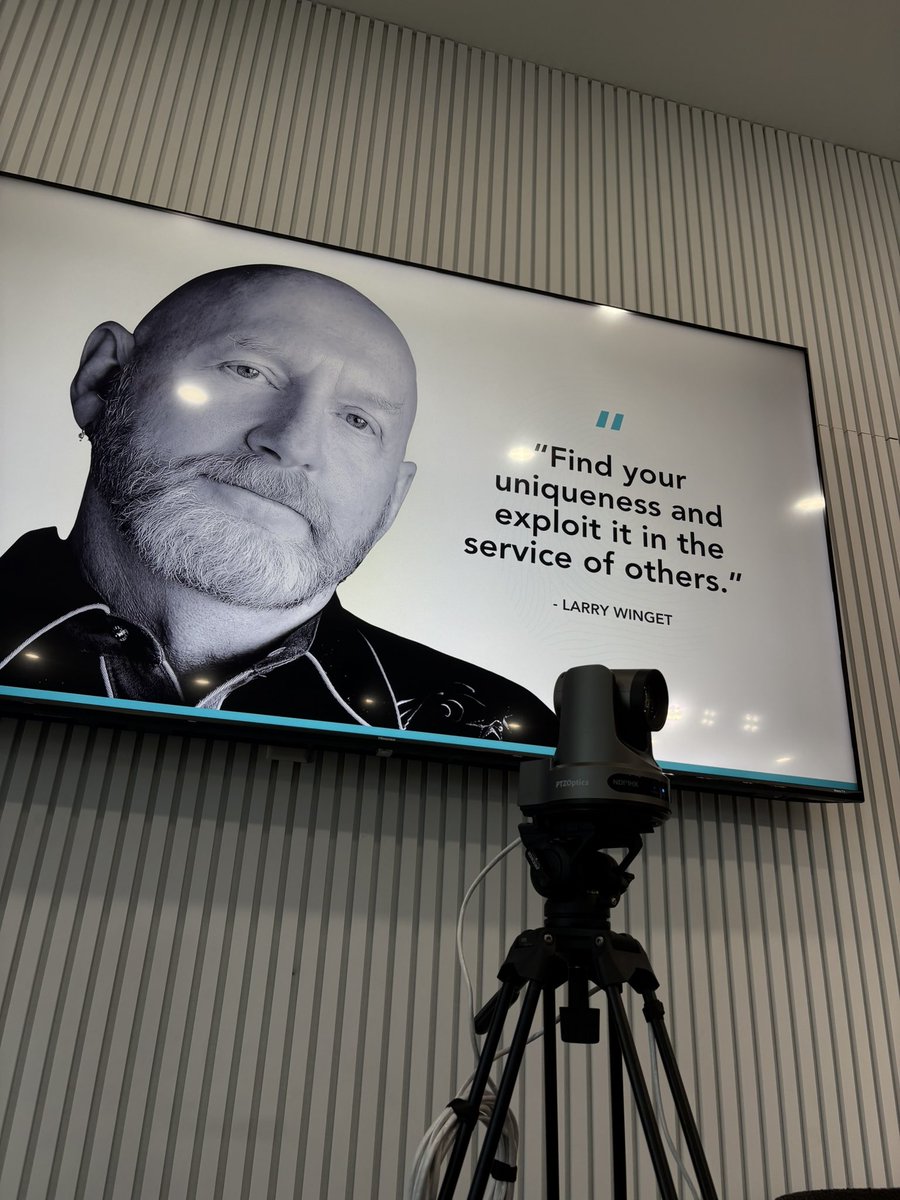 Tyler Bloom tweet media