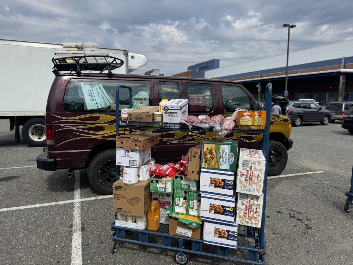 Tailgate Ted tweet media