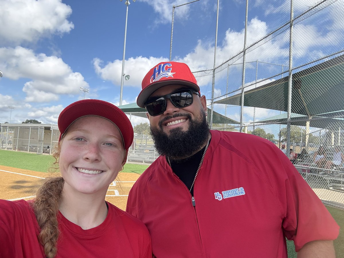 I had an early morning and a great camp. I play today in brenham, my game times are below! I would love to see you there. 🥎
Game 1 - 3:45 pm (VAN DYKE).
Game 2 - 6:35 pm (BOEHM).
Game 3 - 8:00 pm (STARK).
<a href="/FwoodSoftball/">Friendswood Softball “Home of the Mustangs”</a> <a href="/TSFJuarez/">TSF Elite 18u Gold Juarez</a>