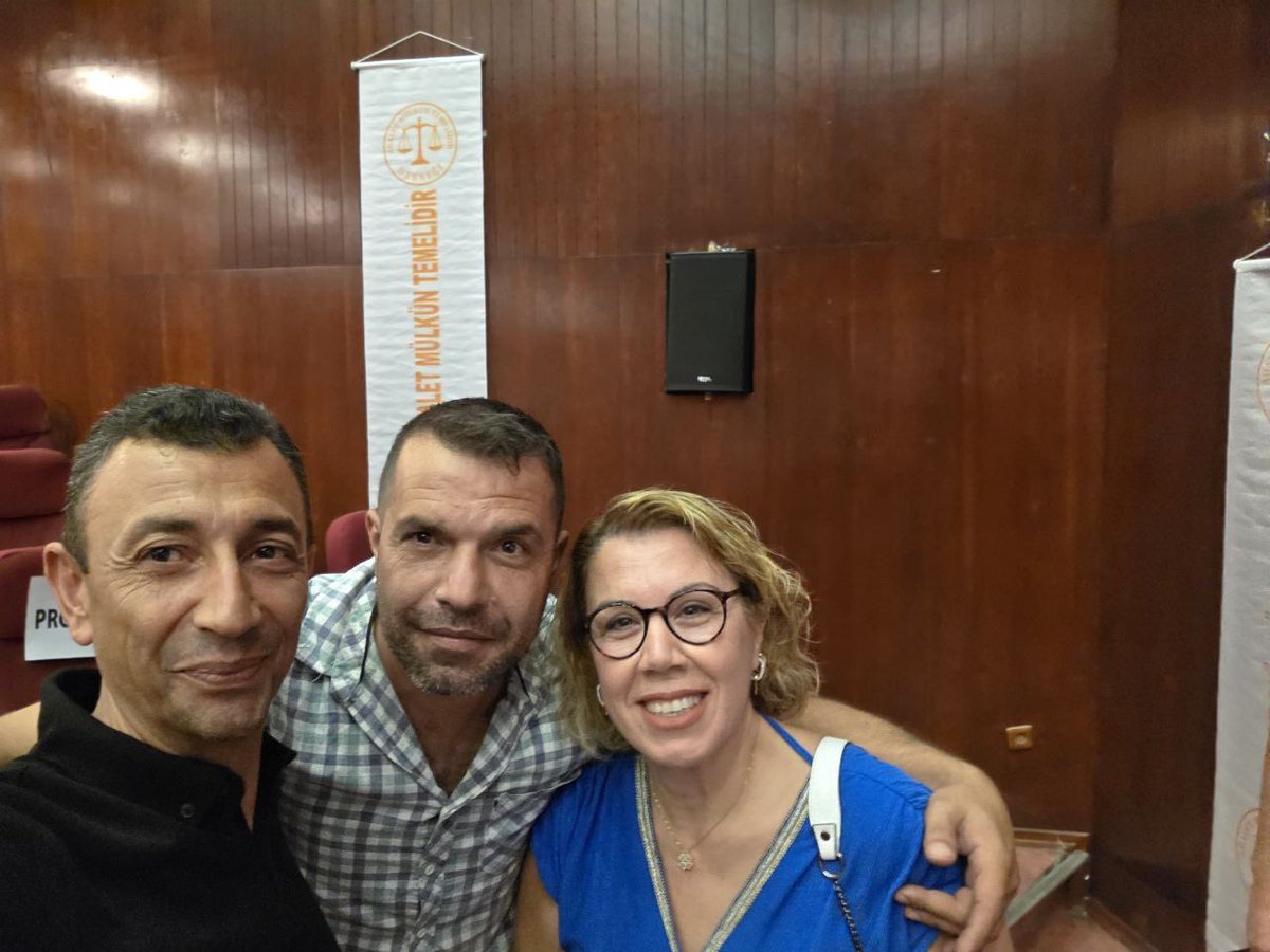 EMADDER – ADANA SAHA ZİYARETLERİ

Emeklilikte Adalet Derneği Adana İl Yöneticilerimiz, Zafer Partisi Genel Başkanı Sayın Ümit Özdağ ile bir araya gelmiştir.

Gerçekleştirilen görüşmede, milyonlarca vatandaşımızı mağdur eden mevcut emeklilik düzenlemesinin acilen çözüme