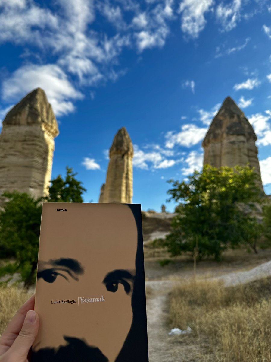 Doğum gününde kitap hediye eden can dost..🤍