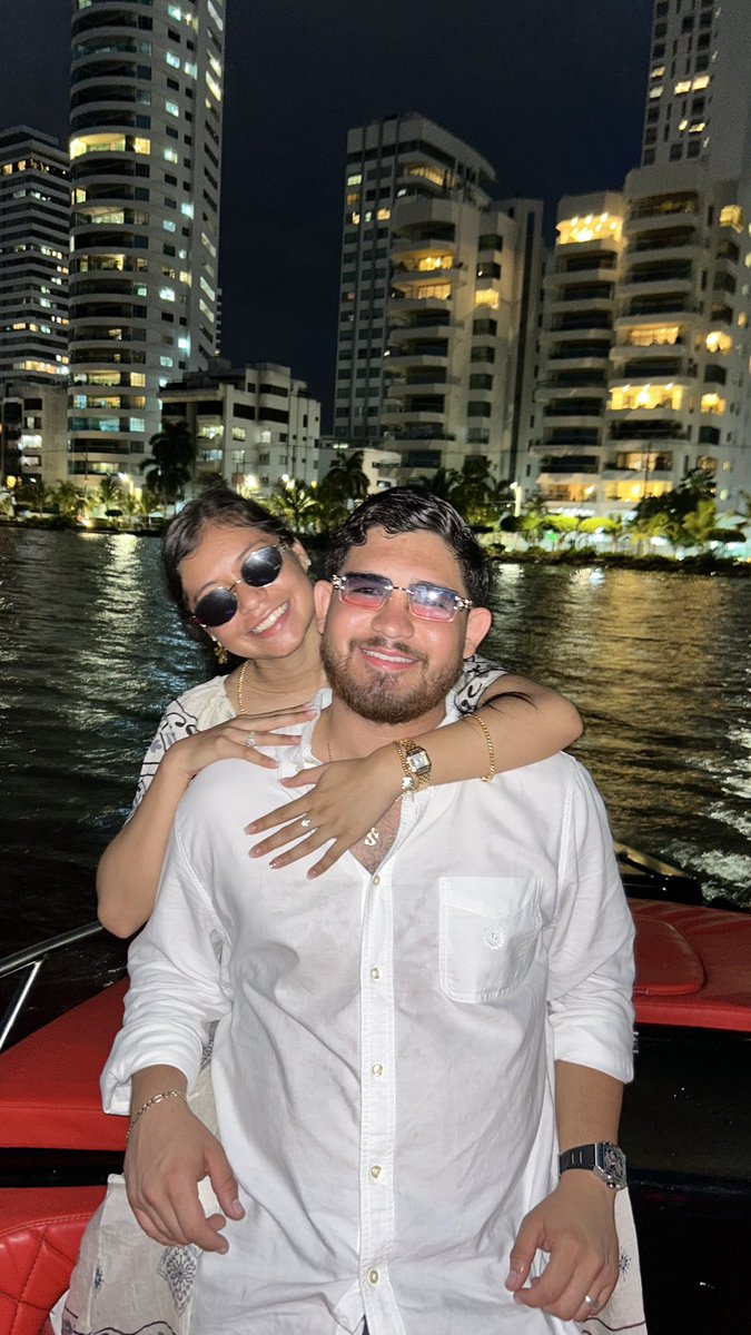 Visitando un nuevo país junto al amor de mi vida.❤️🇨🇴