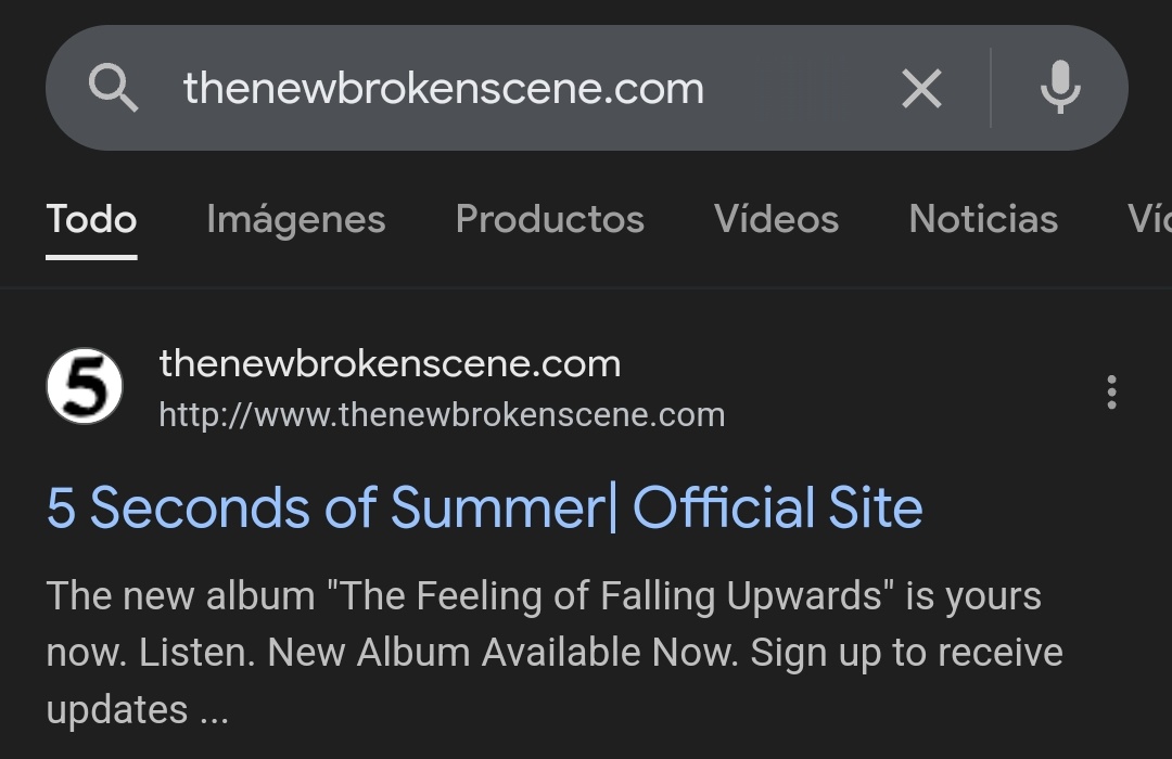 the5sosfellaz's tweet photo. OH THIS IS INTERESTING https://t.co/zrMrSvrBKF