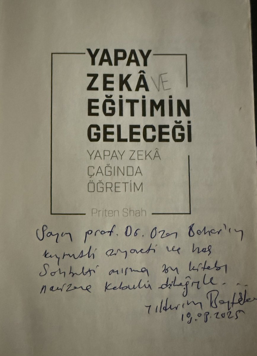 Bahçeşehir Torbalı Koleji Yönetim Kurulu Başkanı sevgili kardeşim Yıldırım Baytekin Beye güzel misafirperverliği ve kitap hediyesi için teşekkür ederiz… @yildirimbaytekin @aydinmimaroglu53 @enginucan29 @mahirmacitboru
