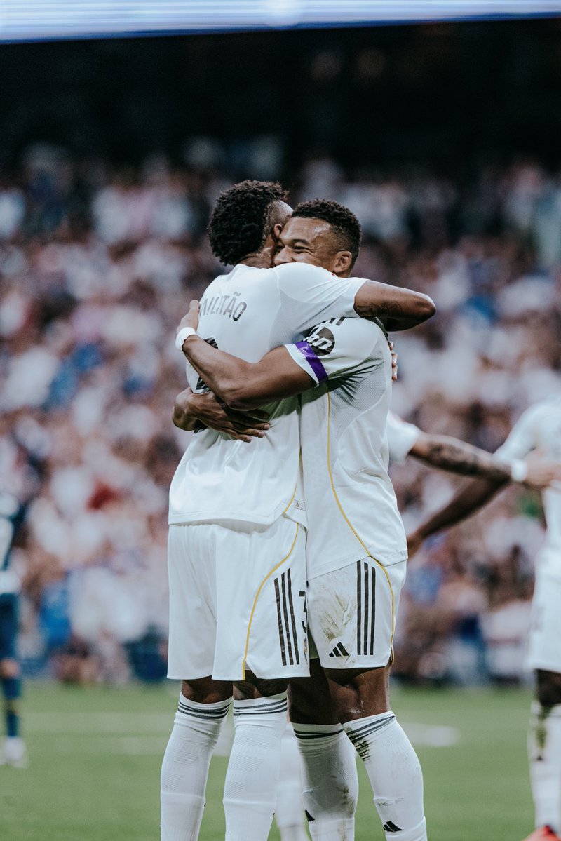 edermilitao's tweet image. 3 puntos más y seguimos. HALA MADRID! 🤍