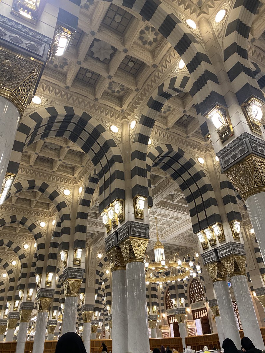 areeba210's tweet photo. sad because leaving Madina day after tomorrow :( my dear Madina💗 https://t.co/Yk3o0iMtCL
